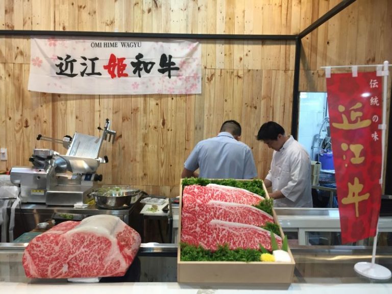 Vinamilk hợp tác với Sojitz của Nhật Bản để bán thịt bò